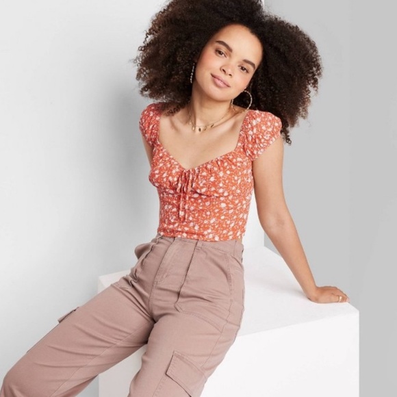 Wild Fable floral crop top - Picture 1 of 5
